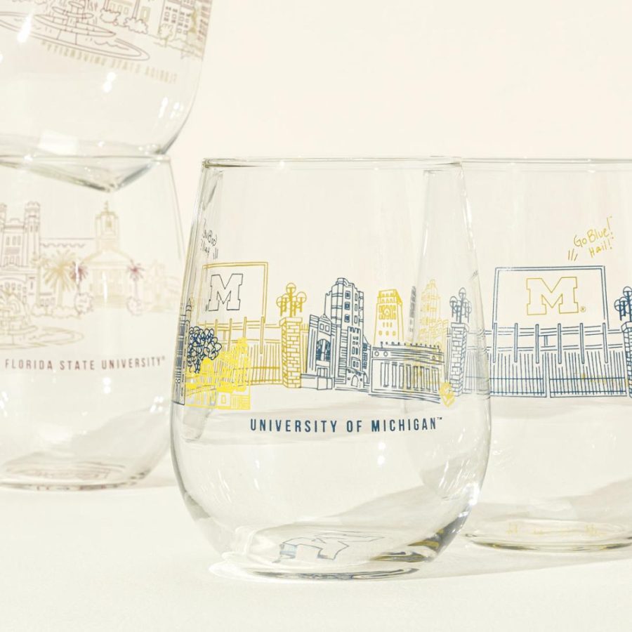 Wine Glasses |   College Cityscape Wine Glasses – Set Of 2 Drinkware Wine Glasses