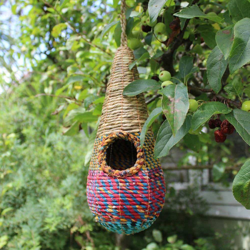 Birdhouses & Feeders |   Sea Grass & Sari Bird Nester Birdhouses & Feeders Birdhouses & Feeders