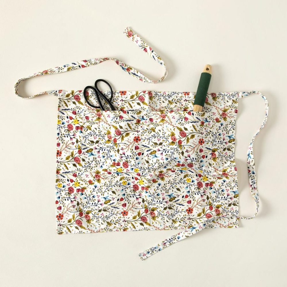 Garden Tools |   Floral-Printed Garden Apron Garden Garden Tools